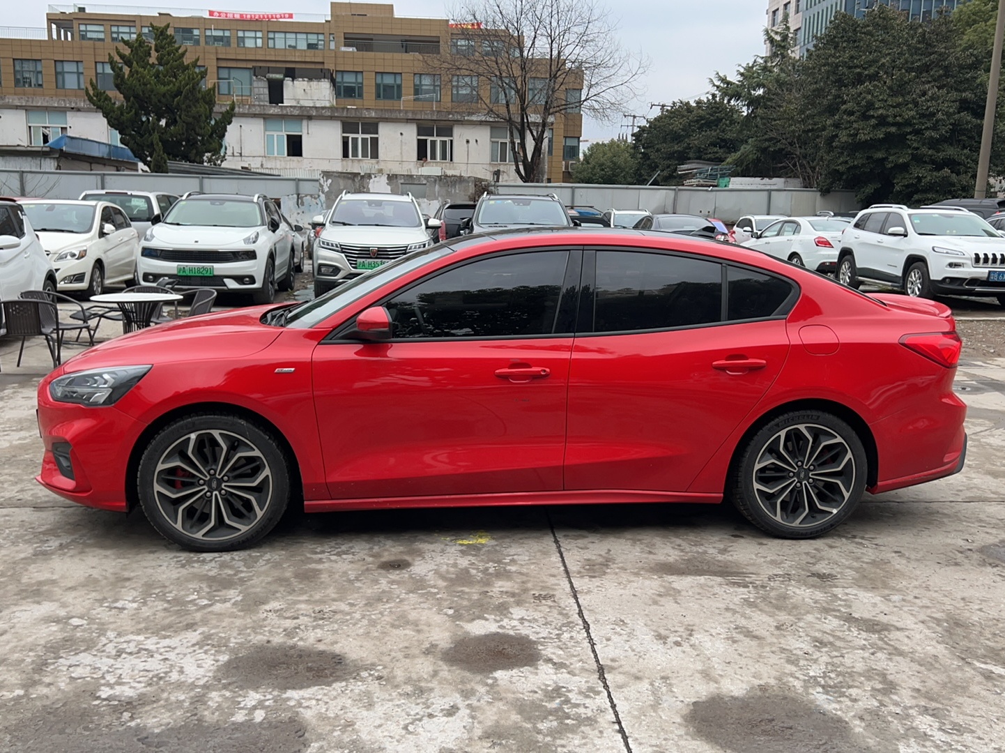 福特 福克斯 2020款 三厢 EcoBoost 180 自动ST Line