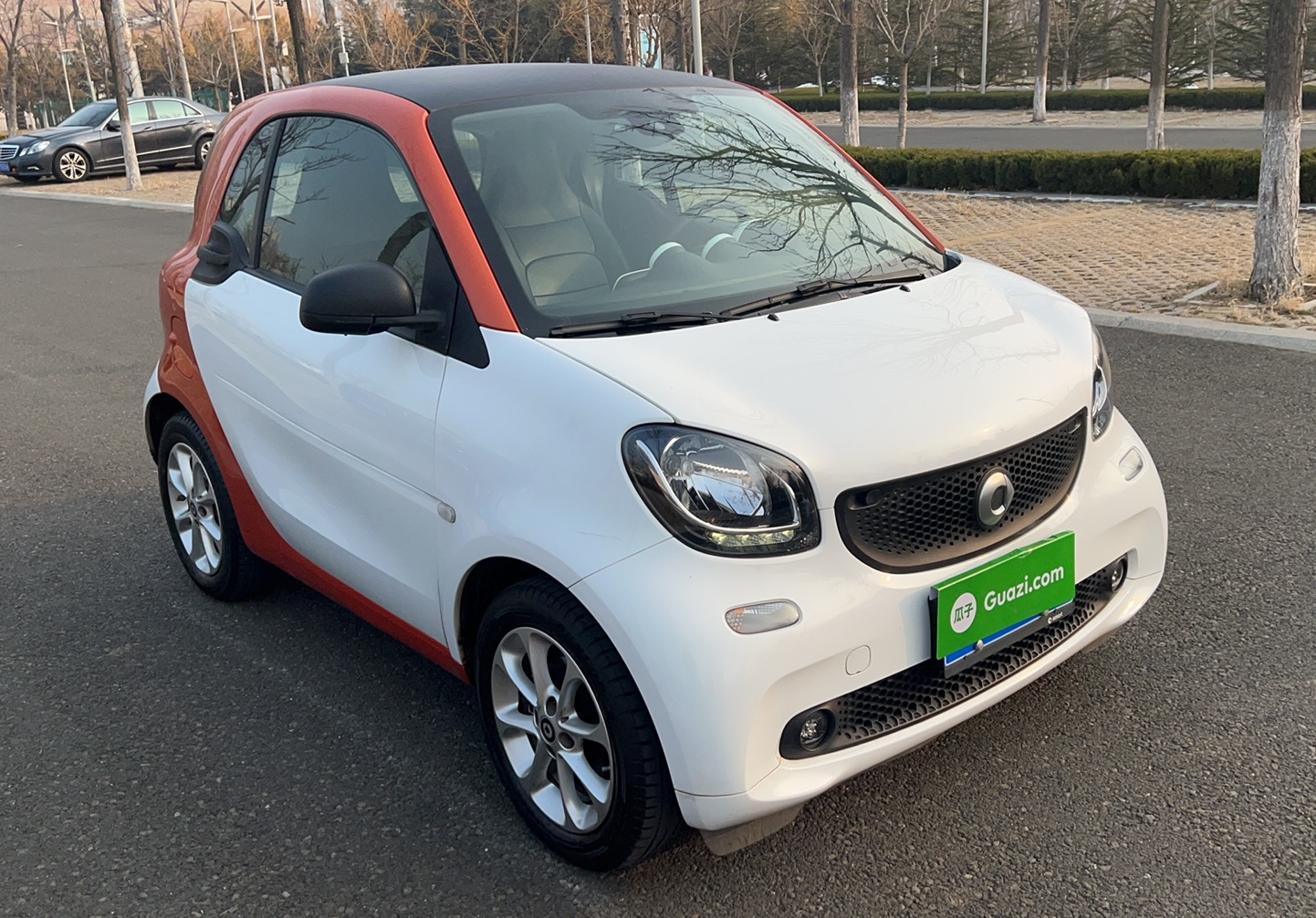 smart fortwo 2015款 1.0L 52千瓦硬顶灵动版