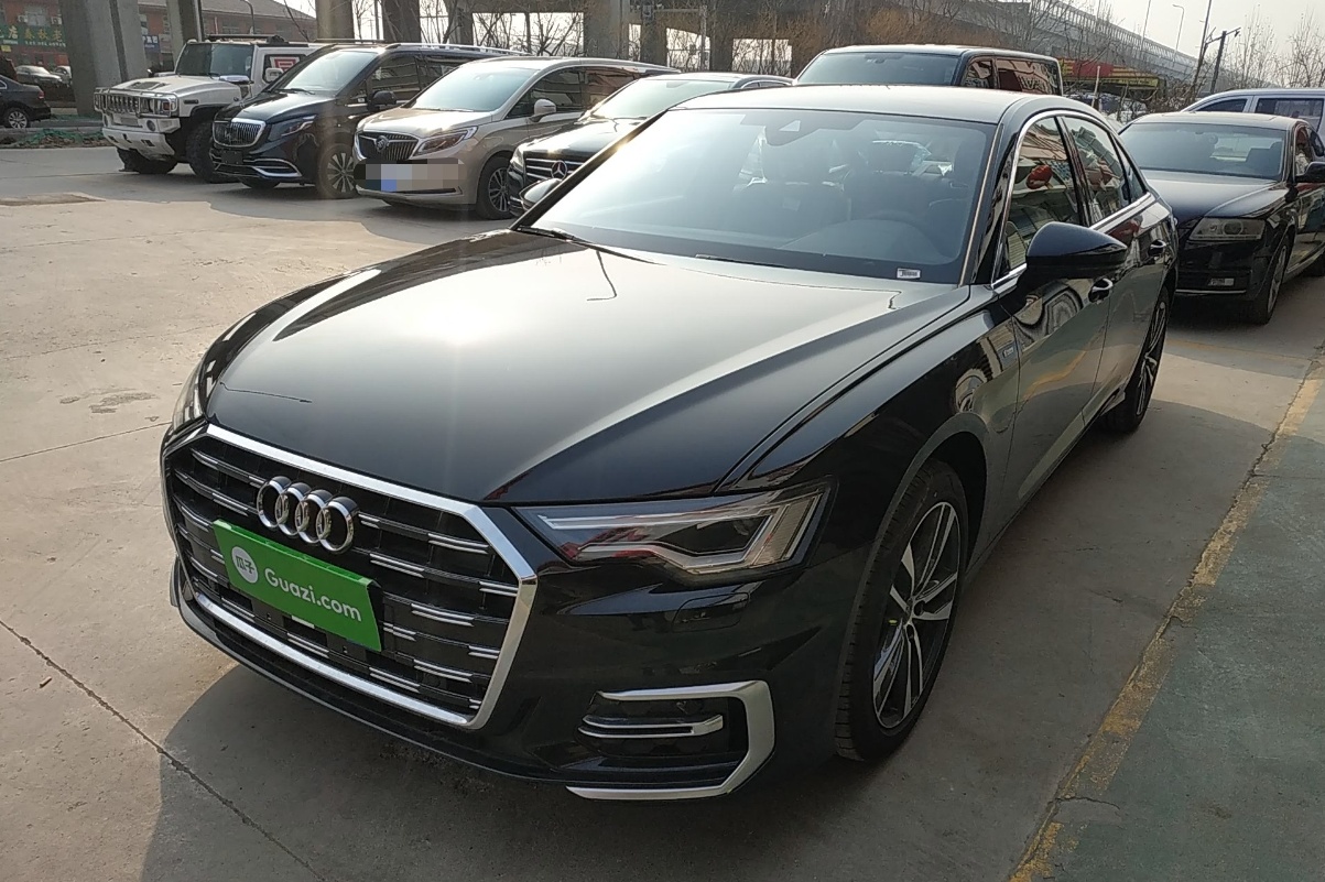 奥迪A6L 2023款 40 TFSI 豪华动感型