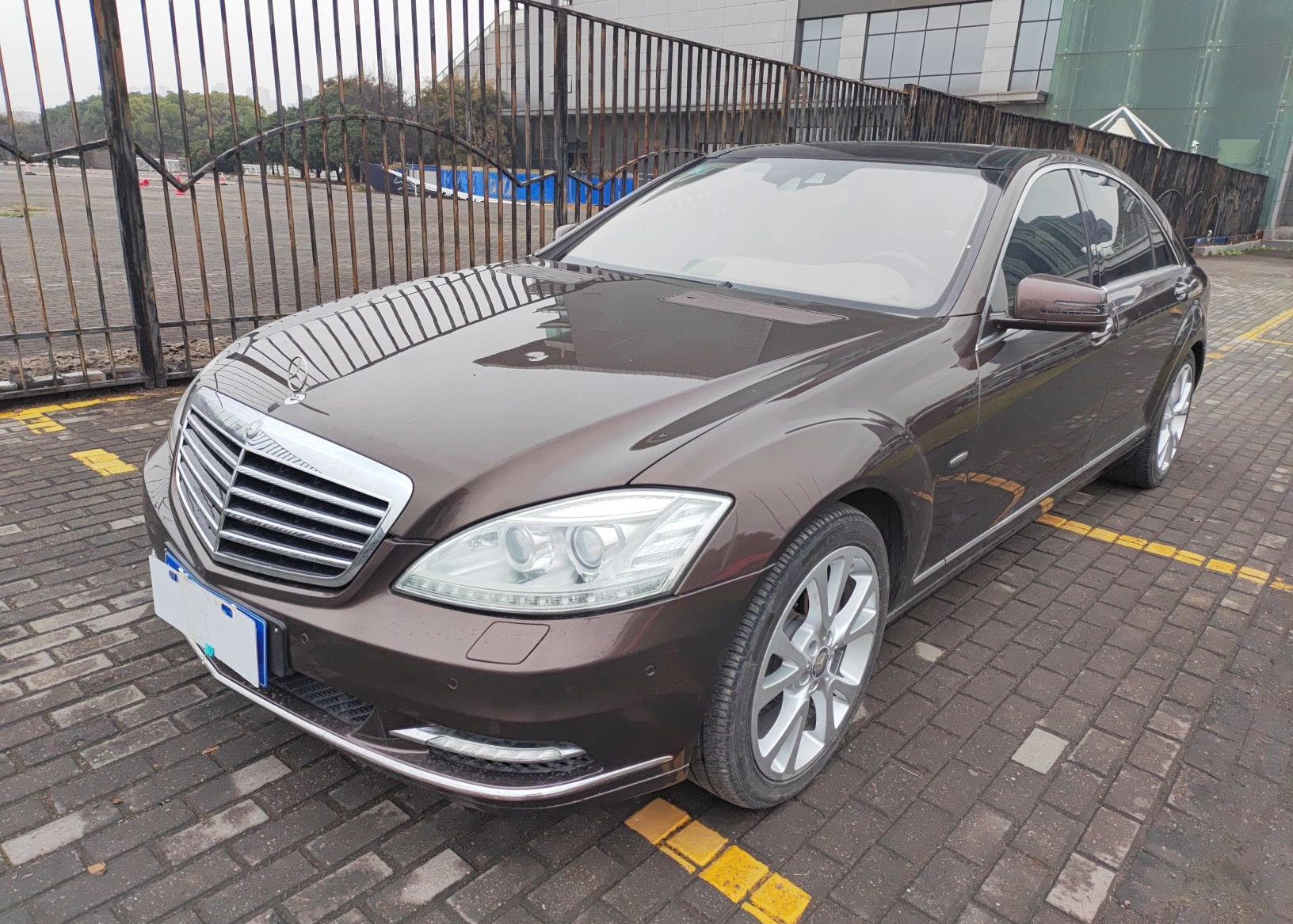 奔驰S级 2012款 S 400 L HYBRID Grand Edition(进口)