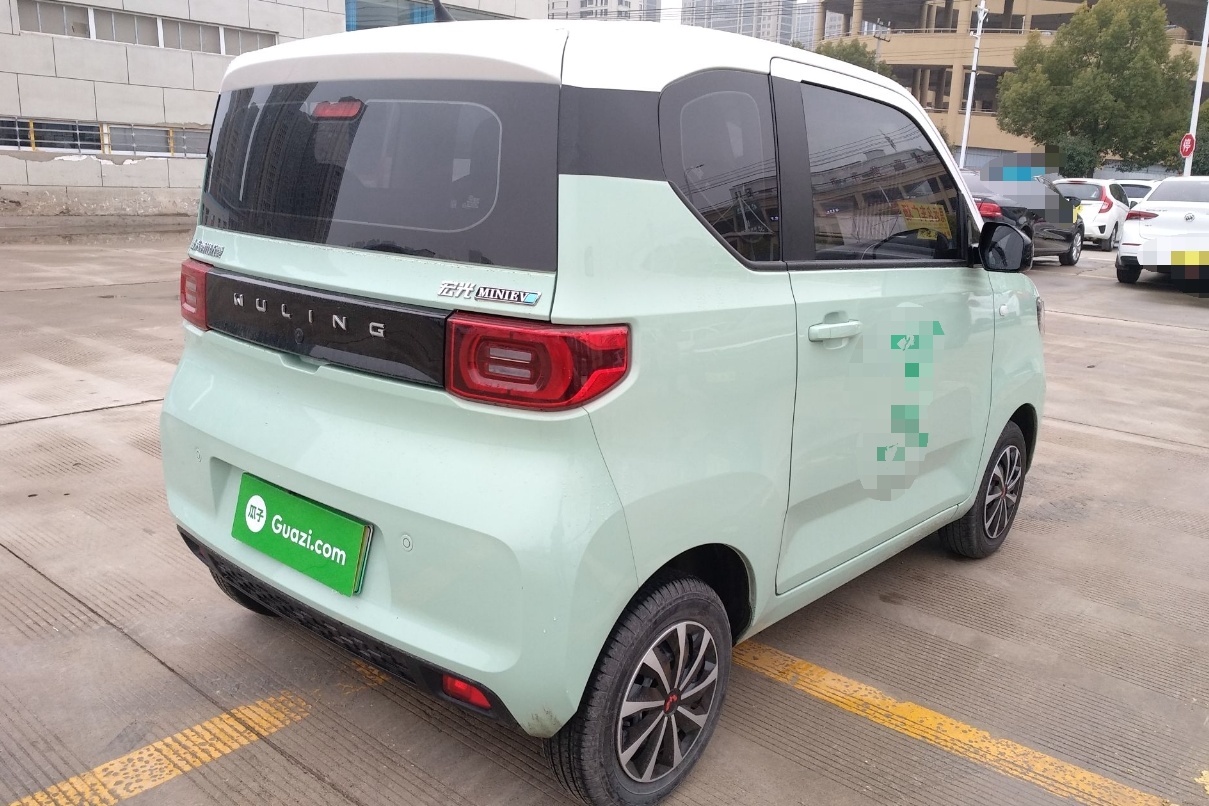 五菱汽车 宏光MINI EV 2021款 马卡龙臻享款 磷酸铁锂