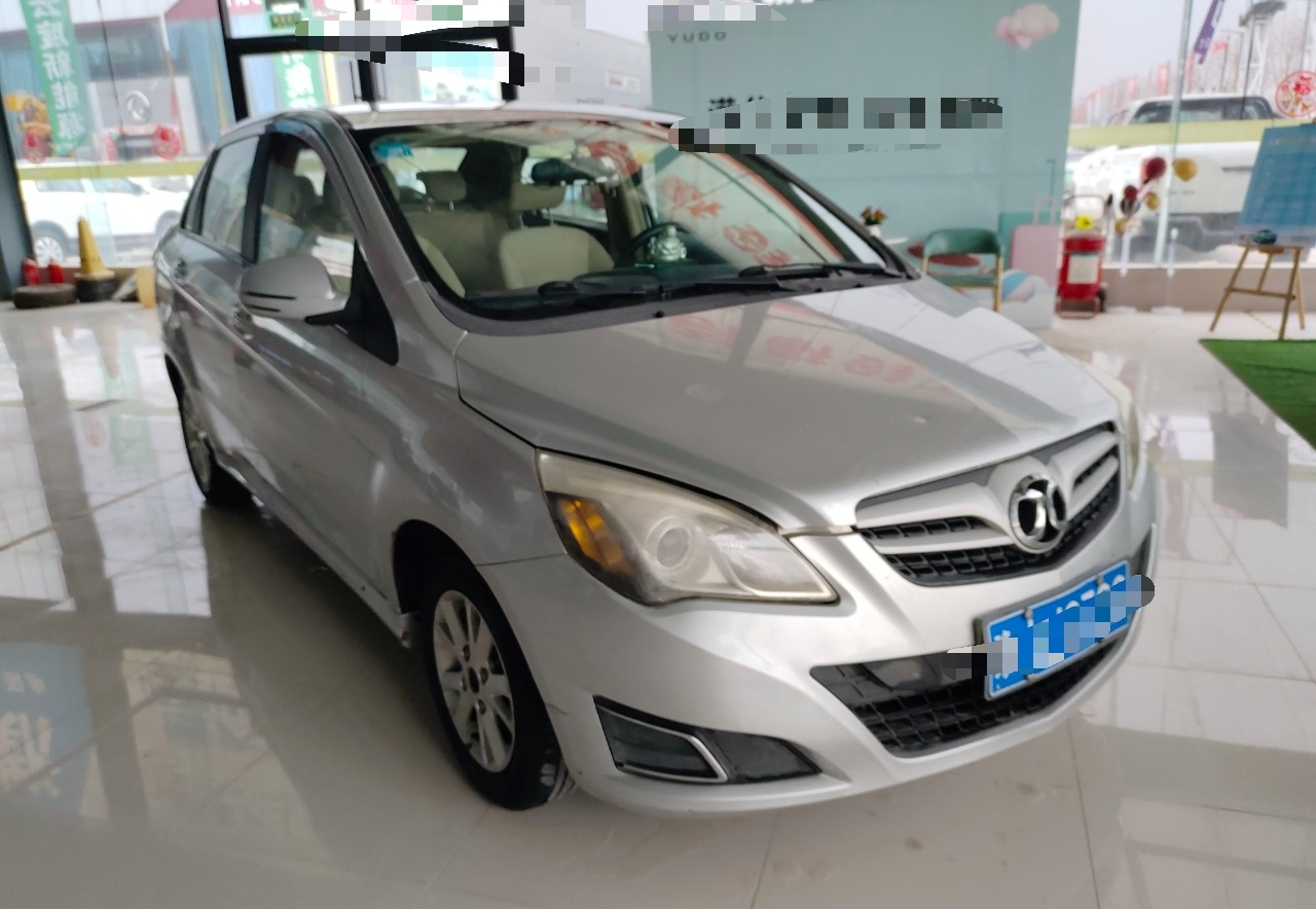 北京汽车E系列 2013款 三厢 1.5L 自动乐天版