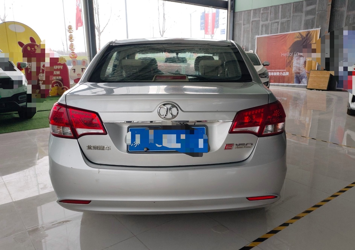 北京汽车E系列 2013款 三厢 1.5L 自动乐天版