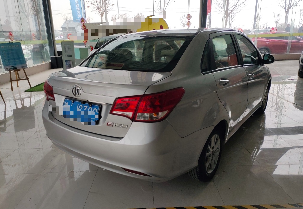 北京汽车E系列 2013款 三厢 1.5L 自动乐天版