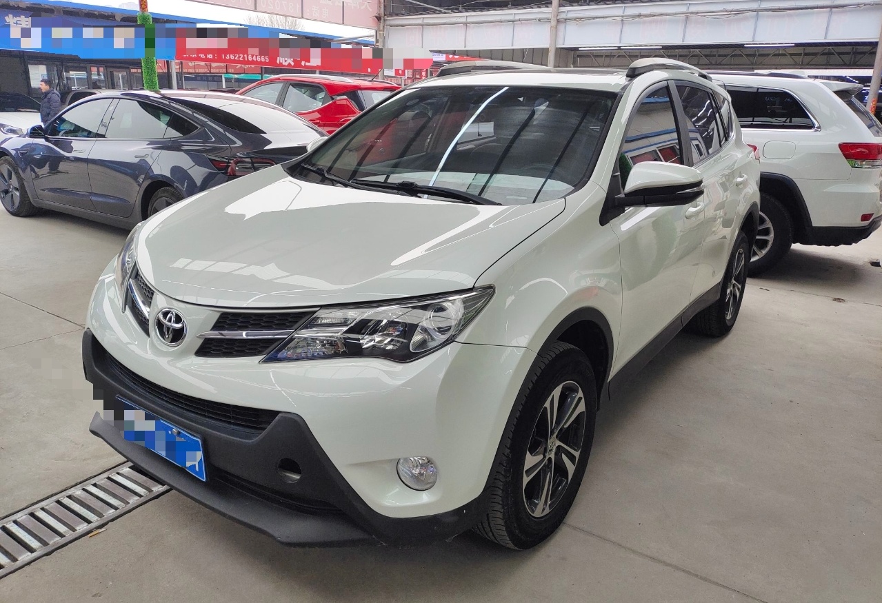 丰田 RAV4 2015款 2.0L CVT两驱风尚版