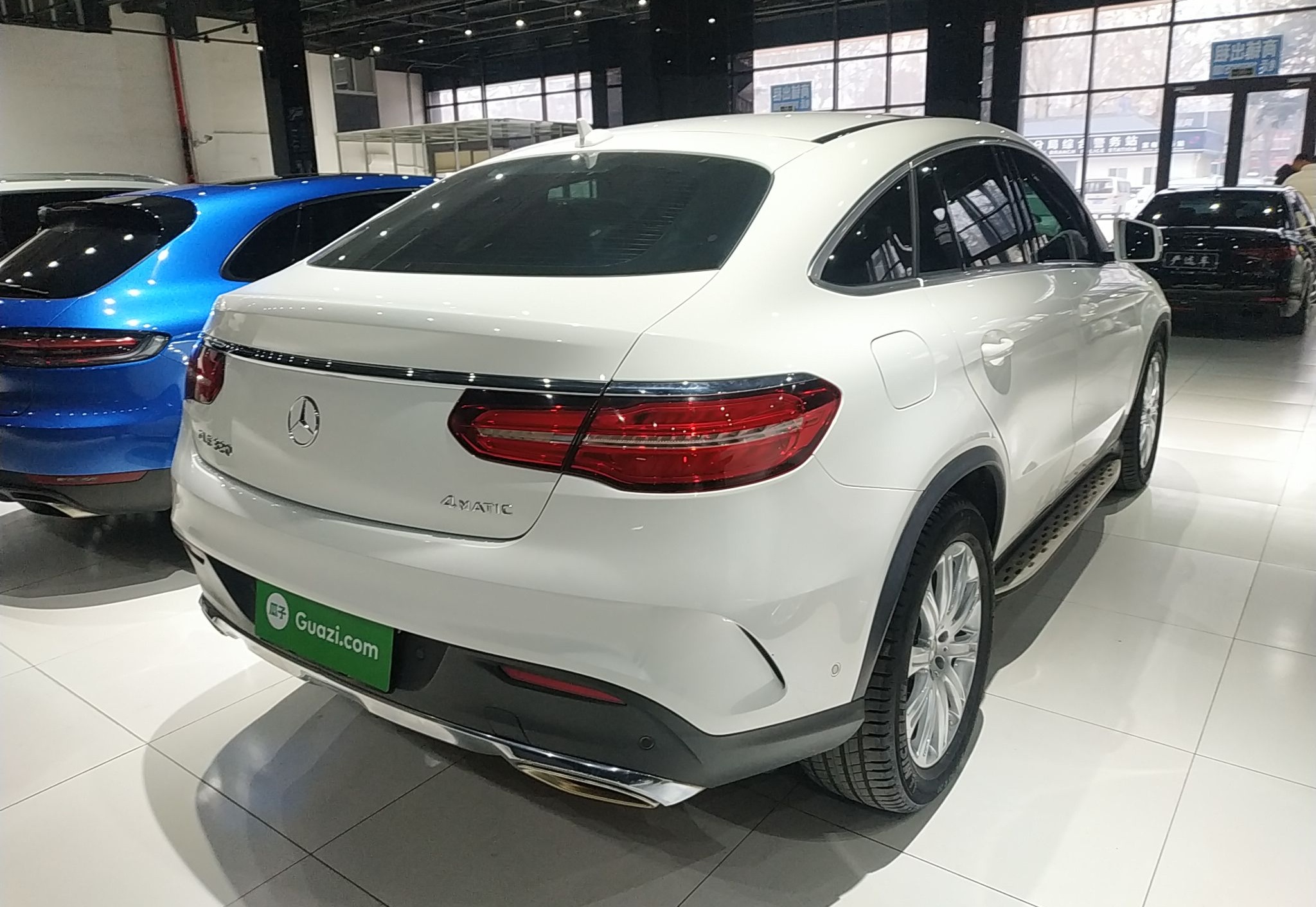 奔驰GLE级 2015款 GLE 320 4MATIC 轿跑SUV(进口)