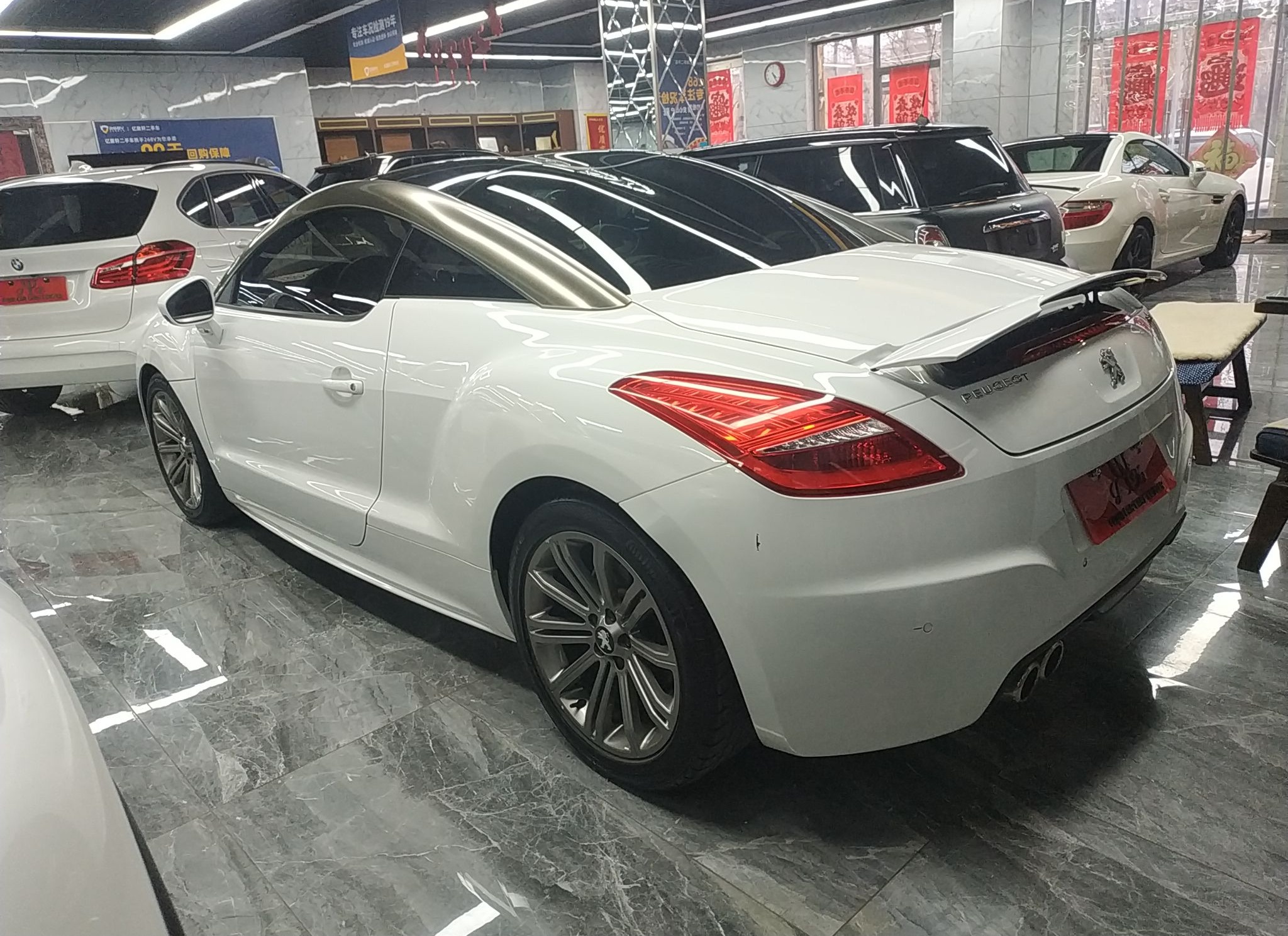 标致RCZ 2014款 1.6T 豪华版深色风格(进口)