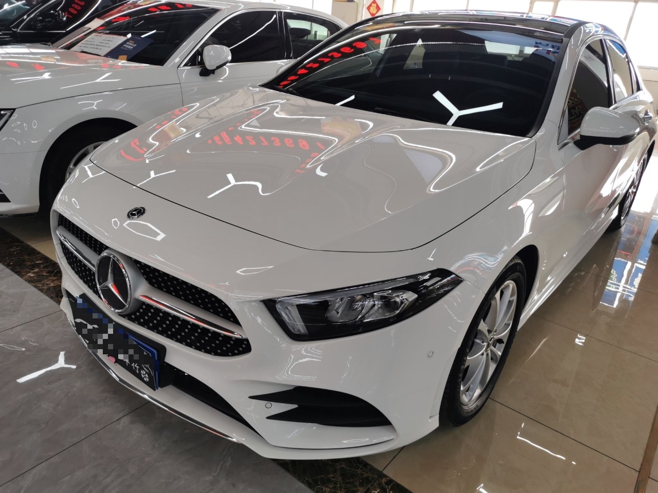 奔驰A级 2019款 A 200 L 运动轿车