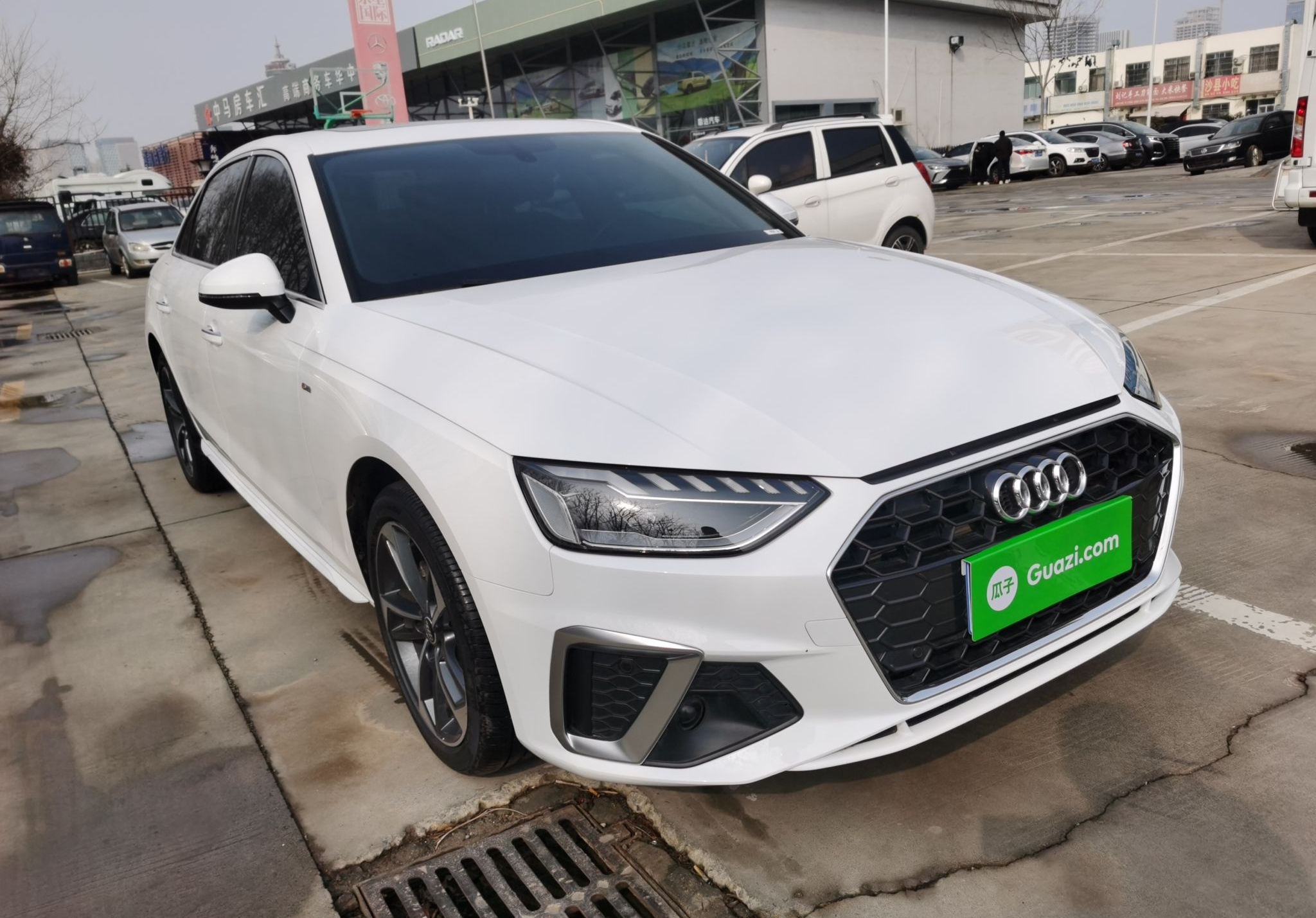 奥迪A4L 2022款 40 TFSI 时尚动感型