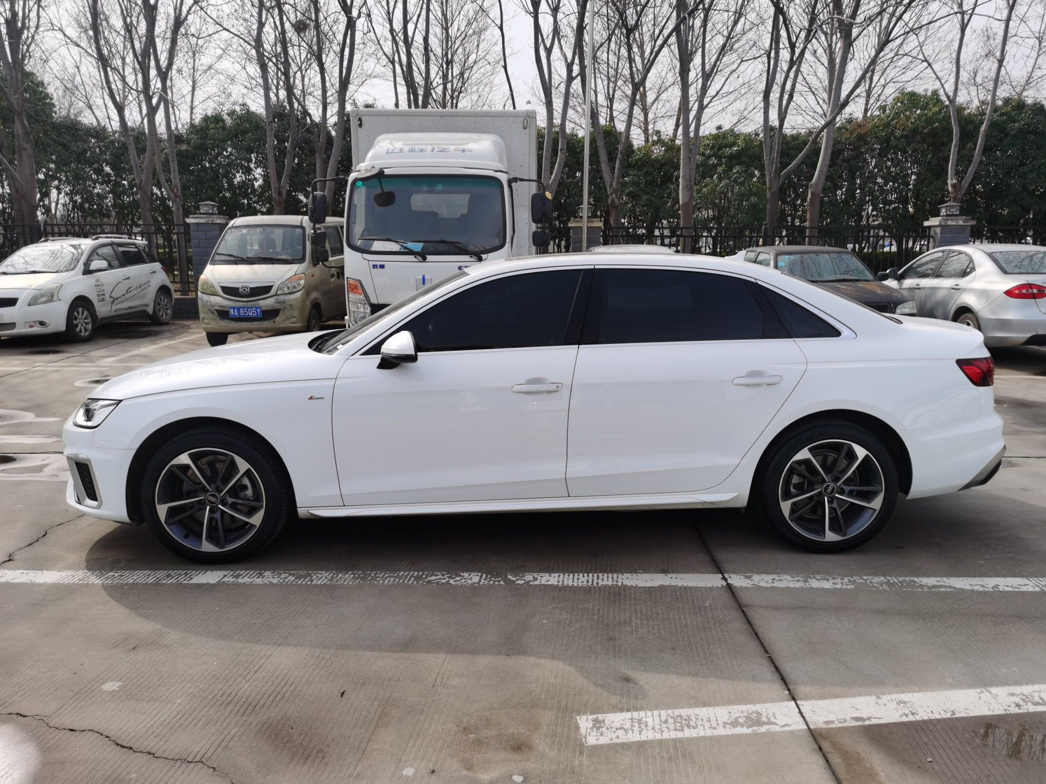 奥迪A4L 2022款 40 TFSI 时尚动感型