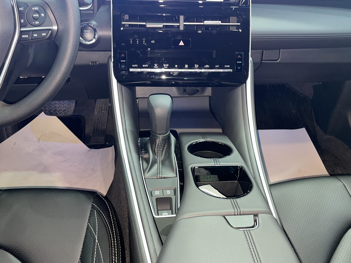 丰田 亚洲龙 2022款 2.0L 进取版