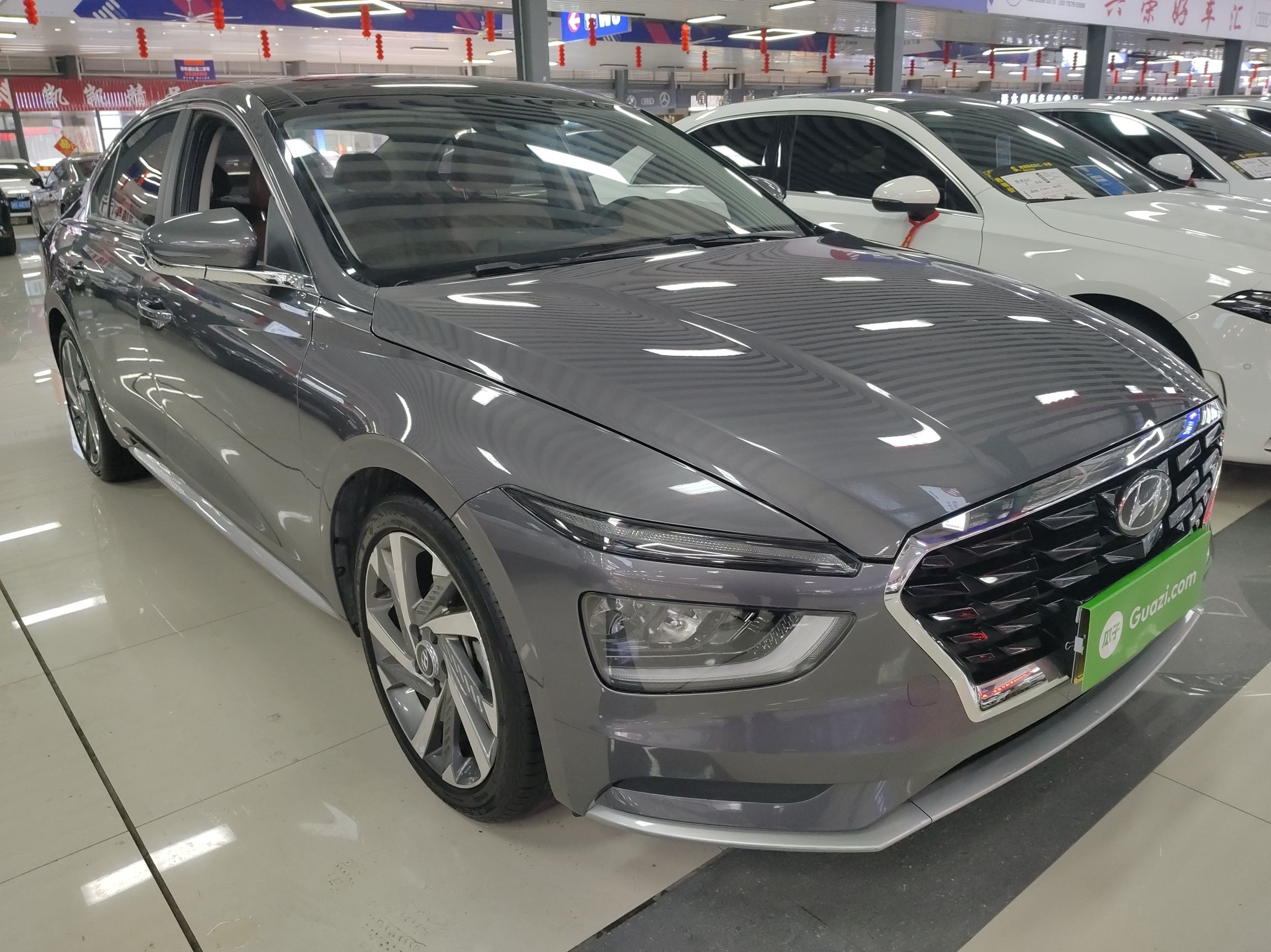 现代 名图 2021款 1.8L CVT LUX尊贵版