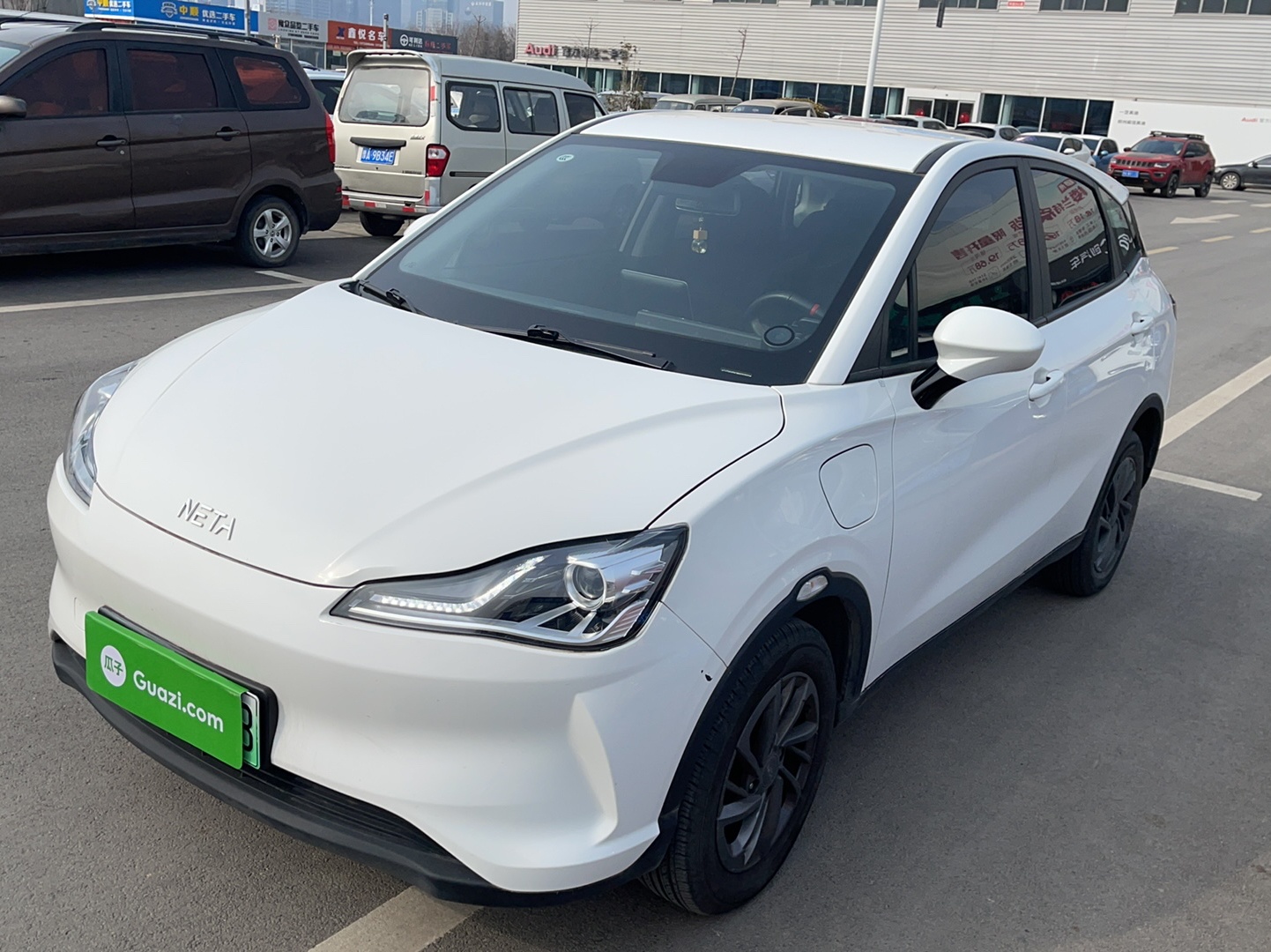 哪吒汽车 哪吒V 2021款 标准续航娱乐版升级型