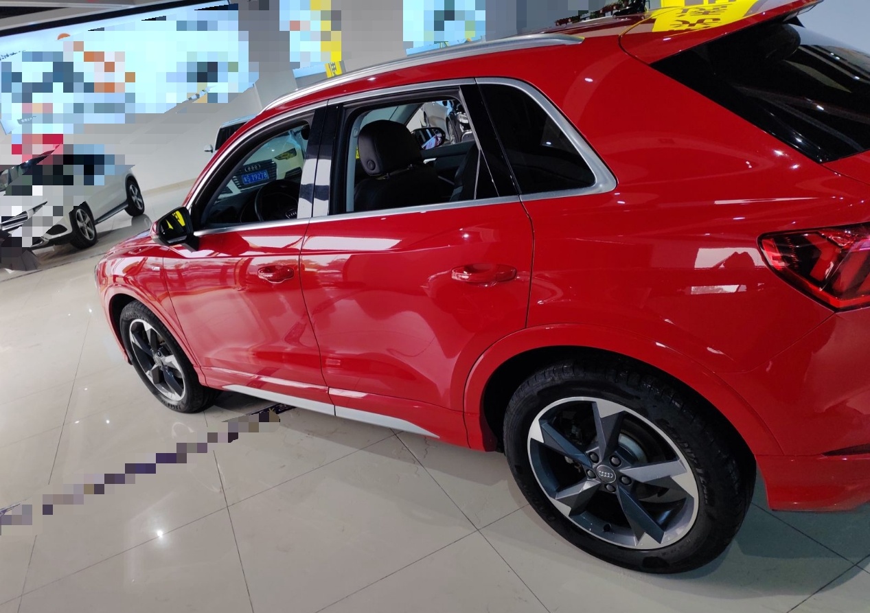 奥迪Q3 2019款 35 TFSI 时尚动感型