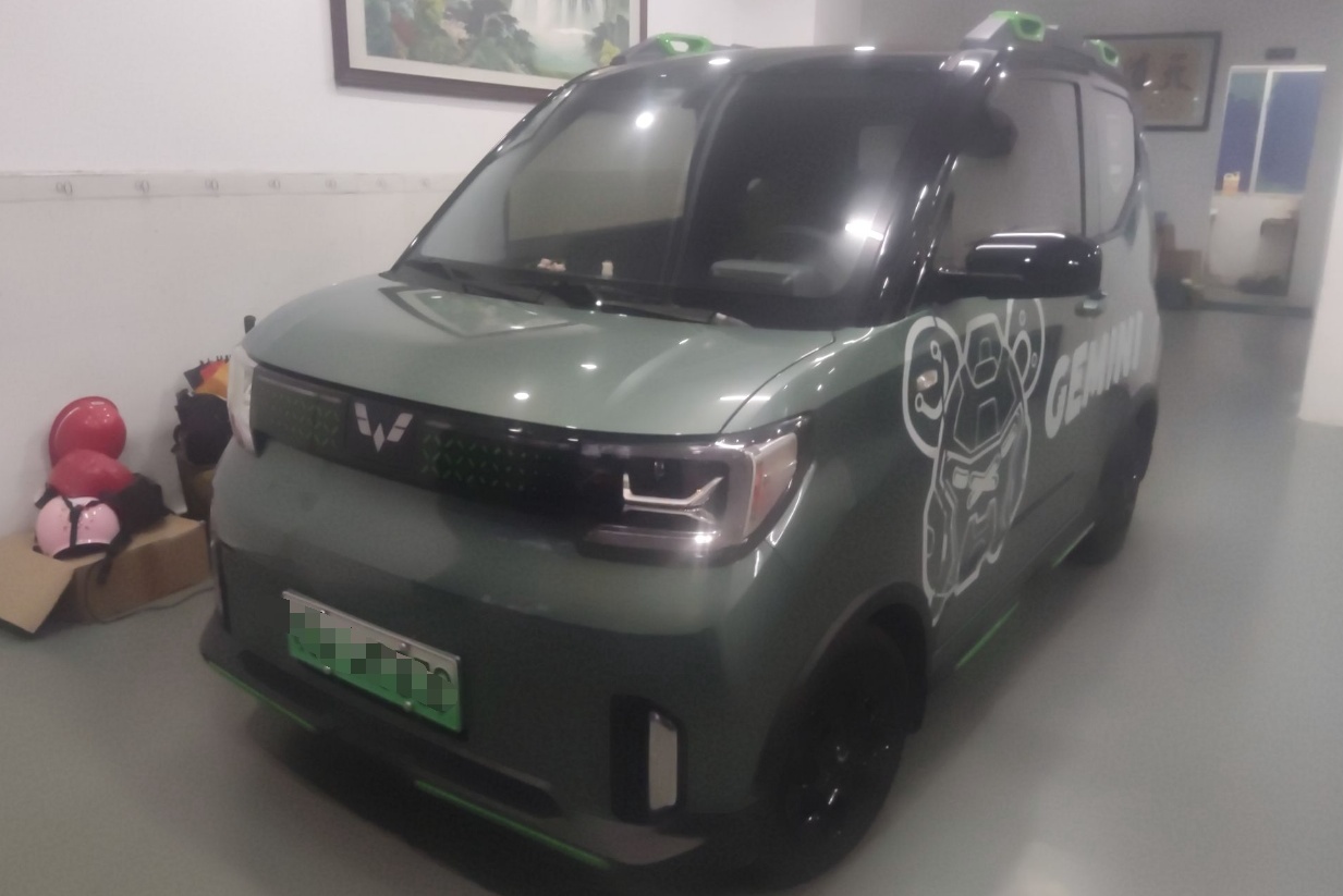 五菱汽车 宏光MINI EV 2022款 GAMEBOY 300km 玩咖款