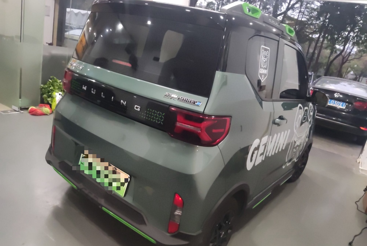 五菱汽车 宏光MINI EV 2022款 GAMEBOY 300km 玩咖款