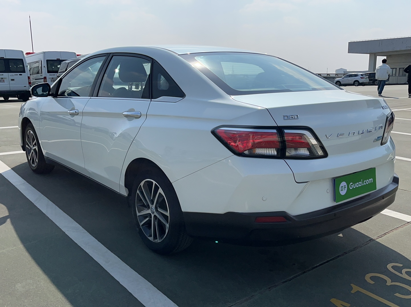 启辰D60 2018款 1.6L CVT智联精英版