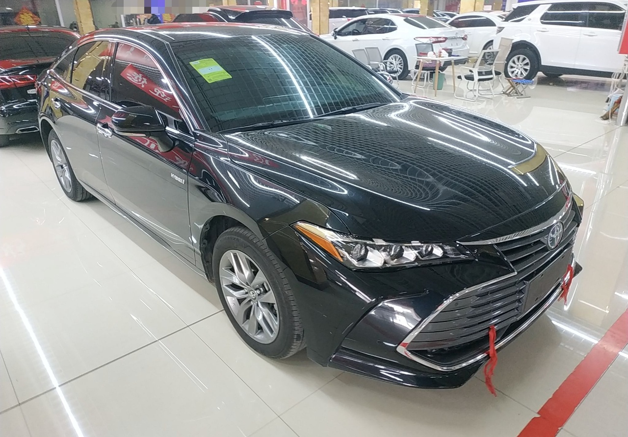 丰田 亚洲龙 2019款 双擎 2.5L 豪华版 国VI