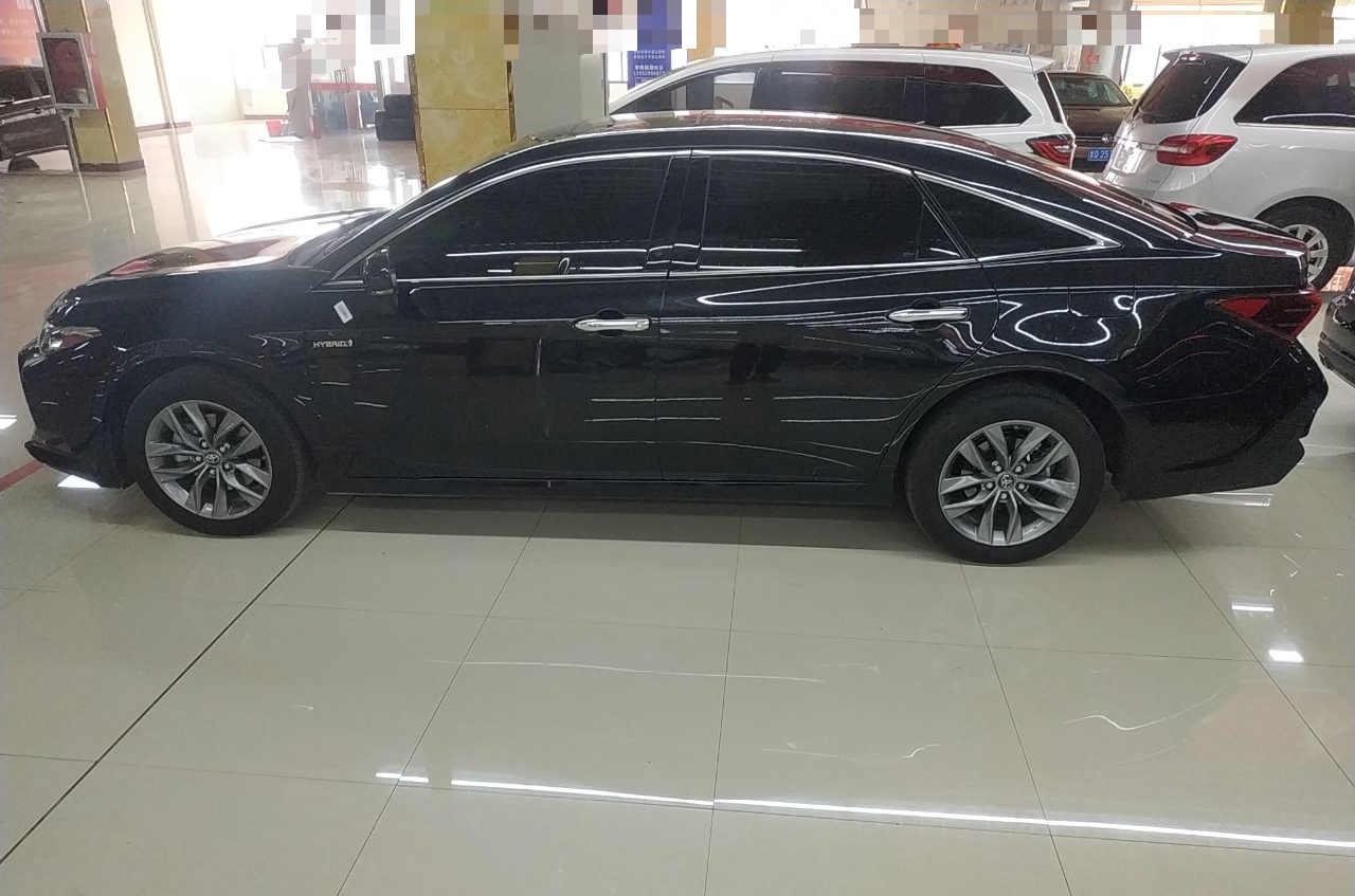 丰田 亚洲龙 2019款 双擎 2.5L 豪华版 国VI