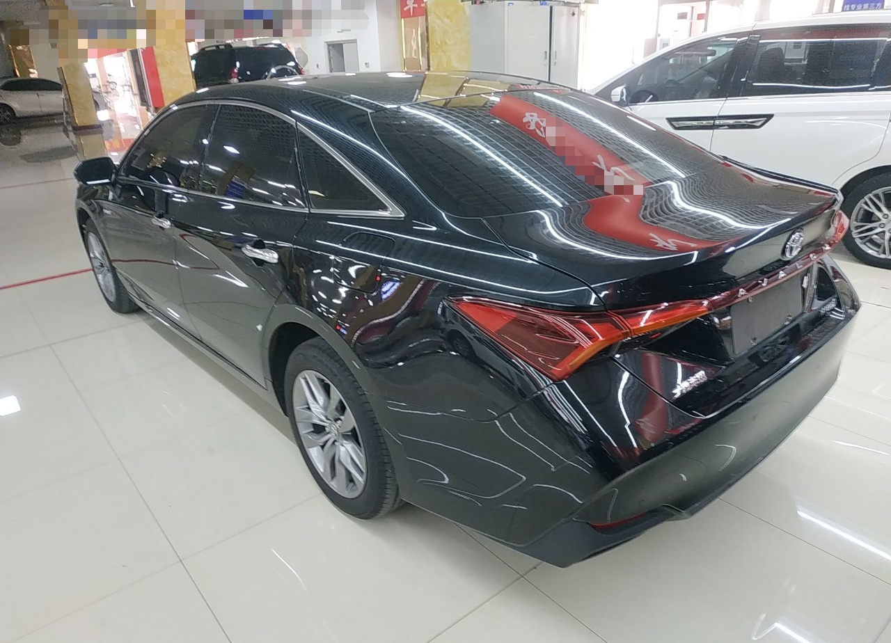 丰田 亚洲龙 2019款 双擎 2.5L 豪华版 国VI