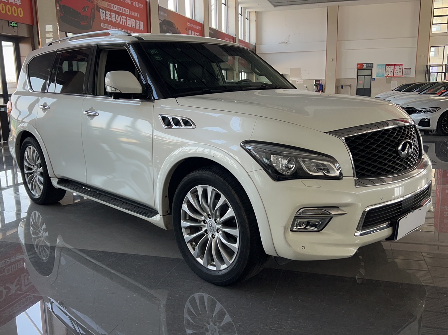 英菲尼迪QX80 2016款 5.6L 4WD(进口)