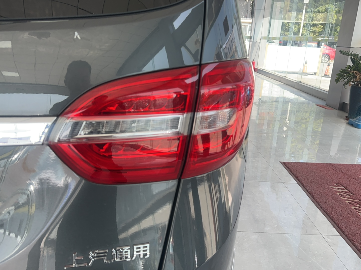 别克GL8 2018款 28T 舒适型 国VI