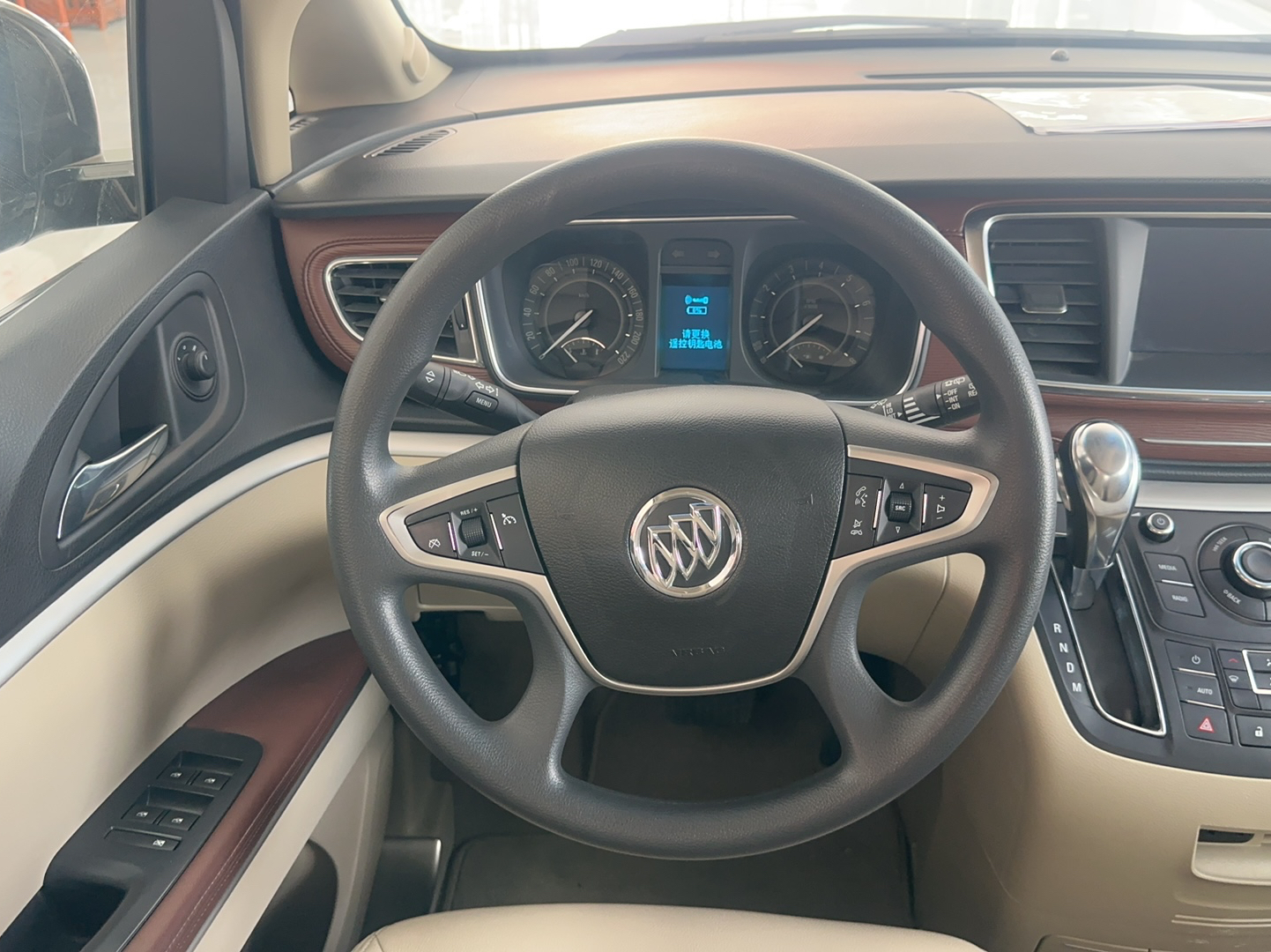 别克GL8 2018款 28T 舒适型 国VI