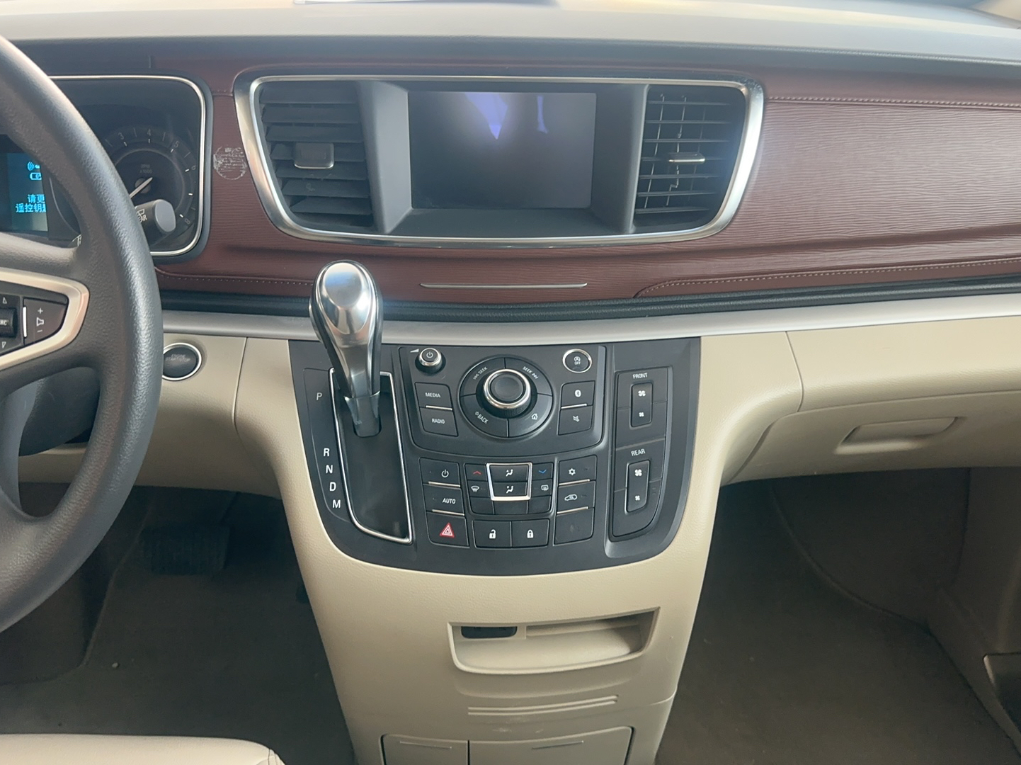 别克GL8 2018款 28T 舒适型 国VI