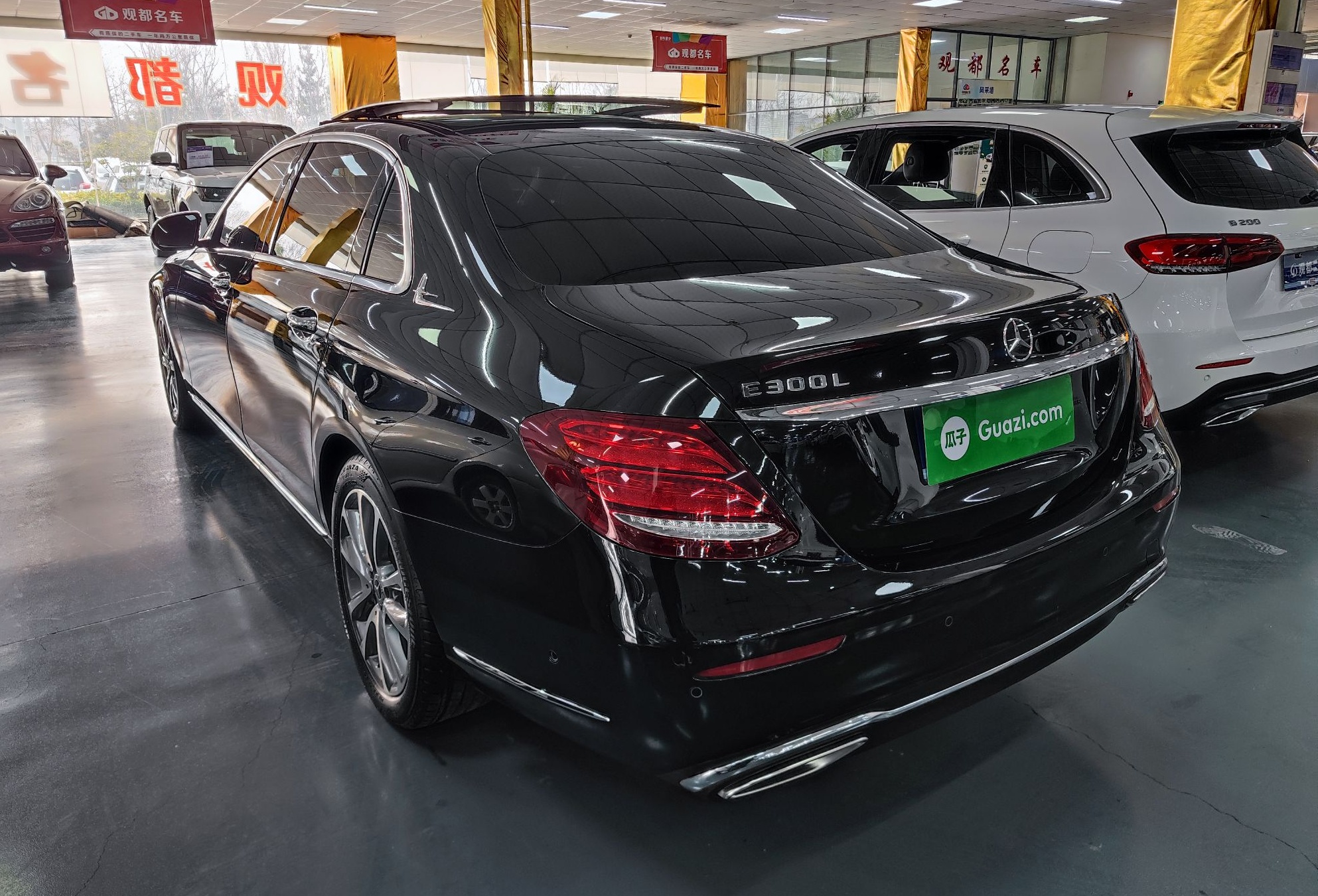 奔驰E级 2020款 E 260 L