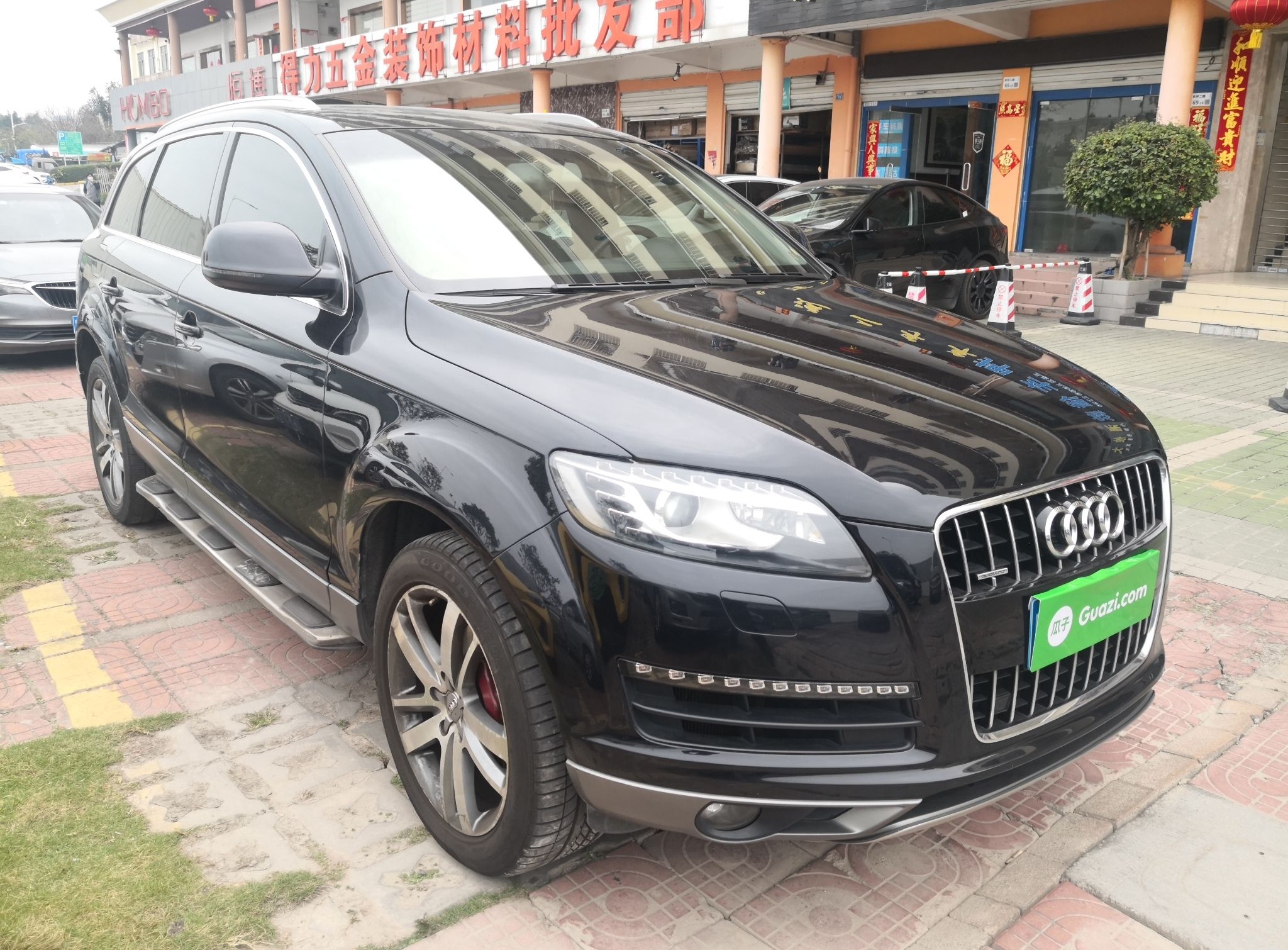 奥迪Q7 2012款 3.0 TFSI 进取型(200kW)(进口)