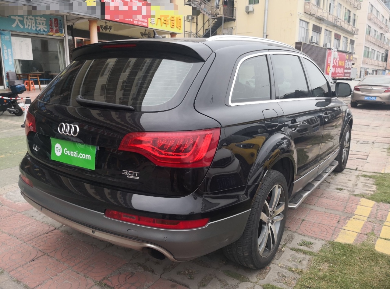 奥迪Q7 2012款 3.0 TFSI 进取型(200kW)(进口)