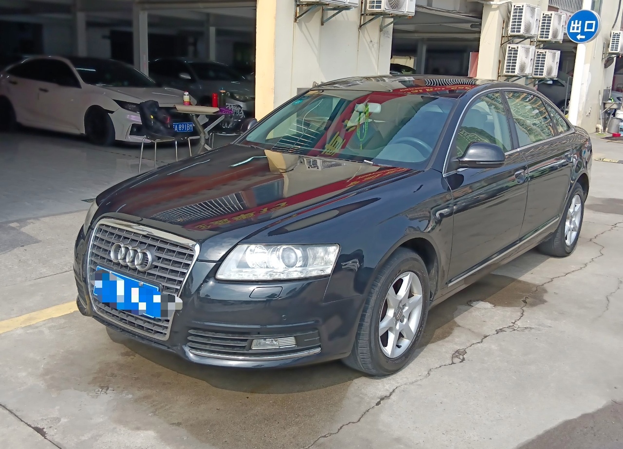 奥迪A6L 2011款 2.0 TFSI 自动标准型