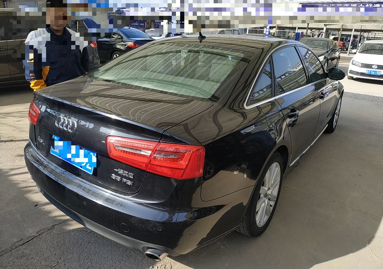 奥迪A6L 2012款 35 FSI 舒适型