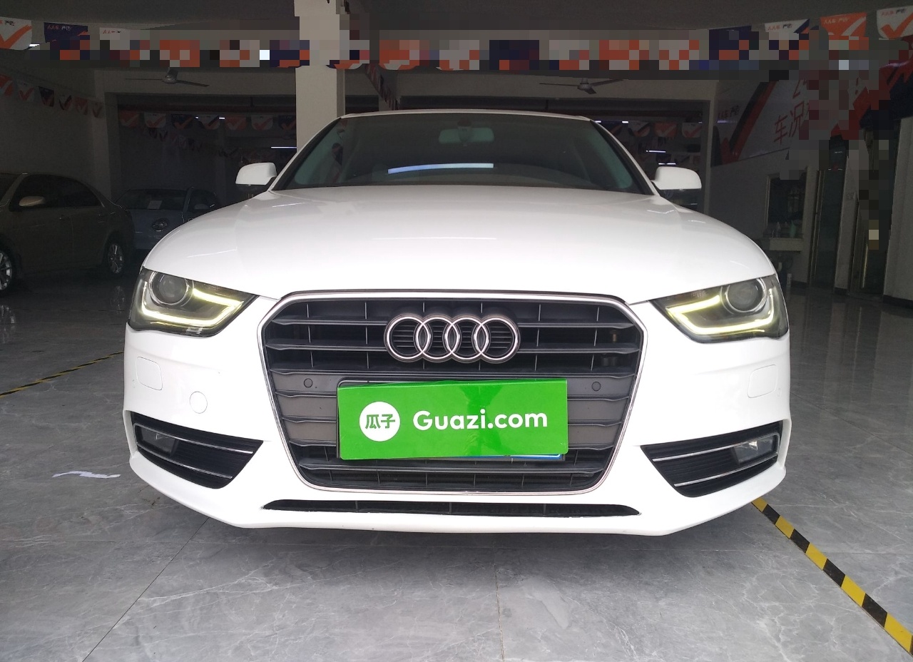 奥迪A4L 2013款 35 TFSI 自动标准型