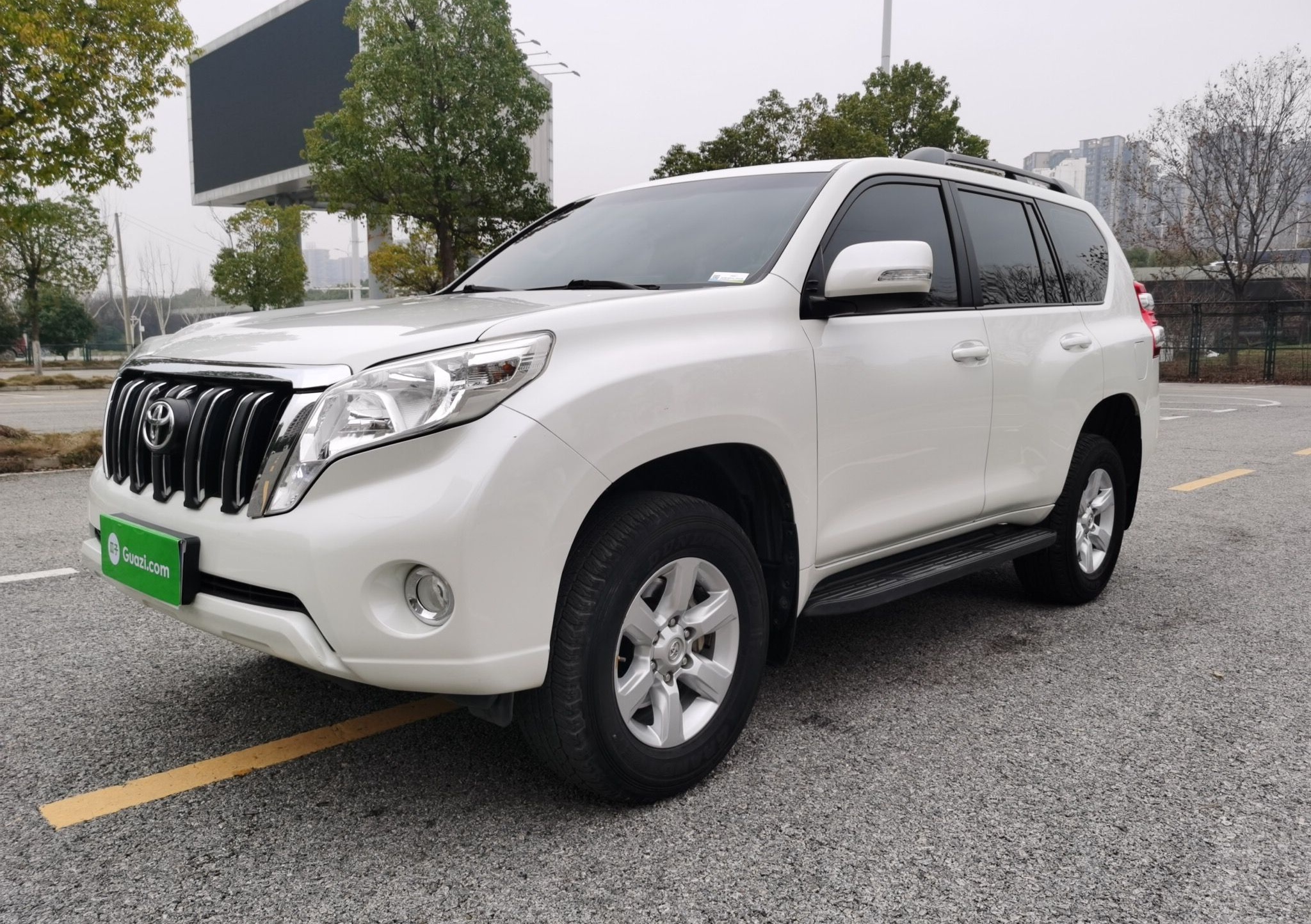 丰田 普拉多 2016款 2.7L 自动标准版