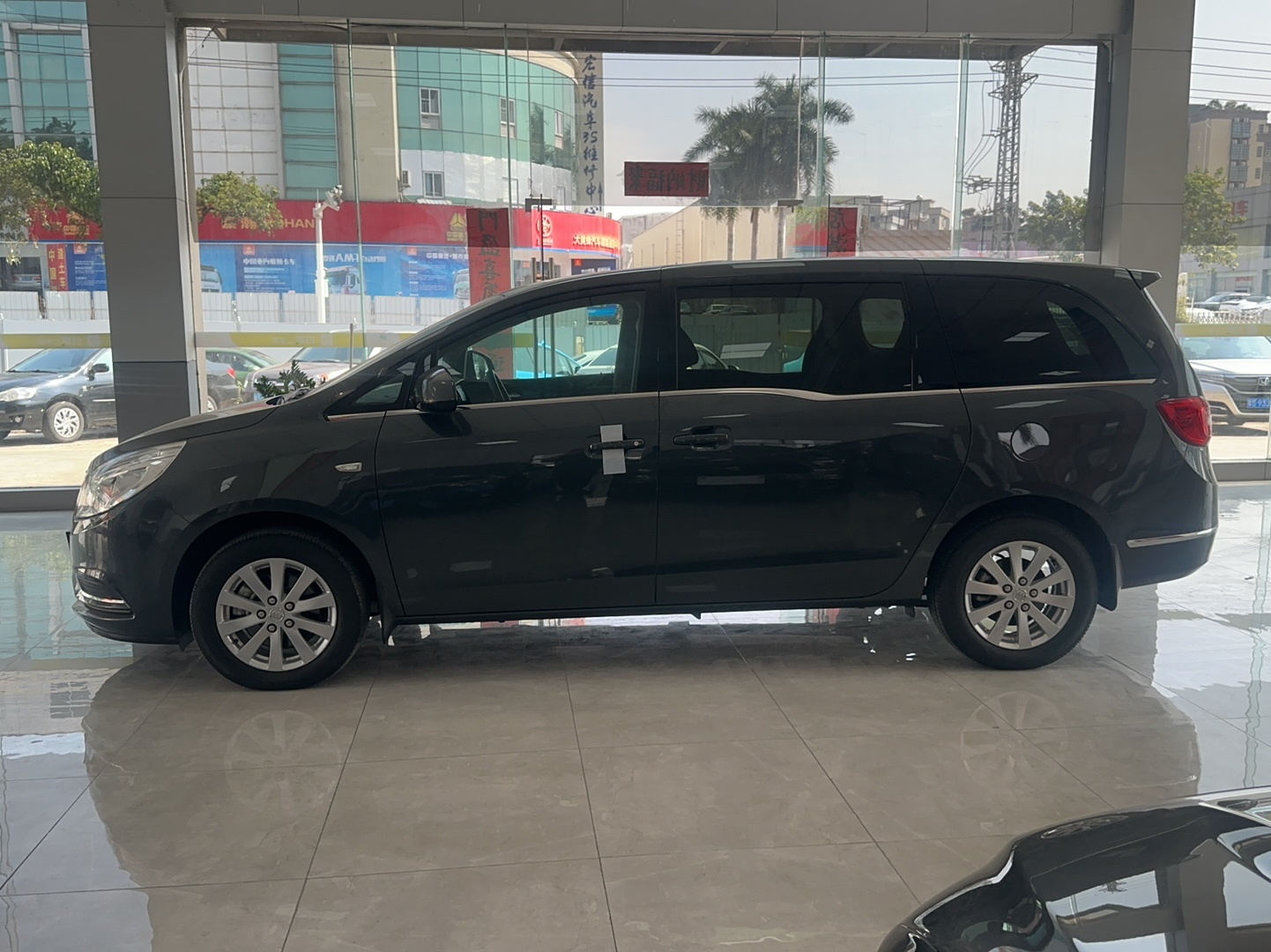 别克GL8 2018款 28T 舒适型 国VI