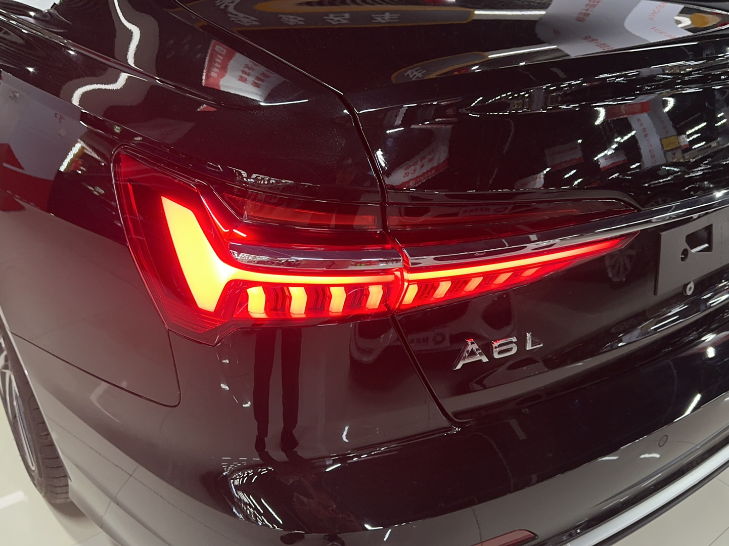 奥迪A6L 2023款 40 TFSI 豪华动感型