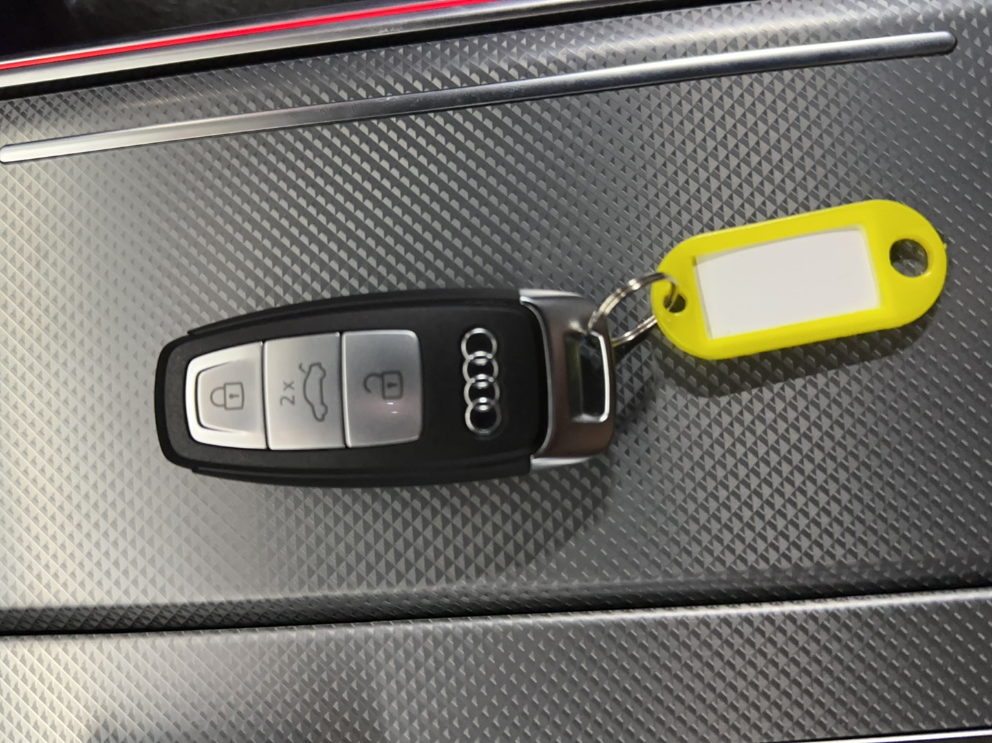 奥迪A6L 2023款 40 TFSI 豪华动感型