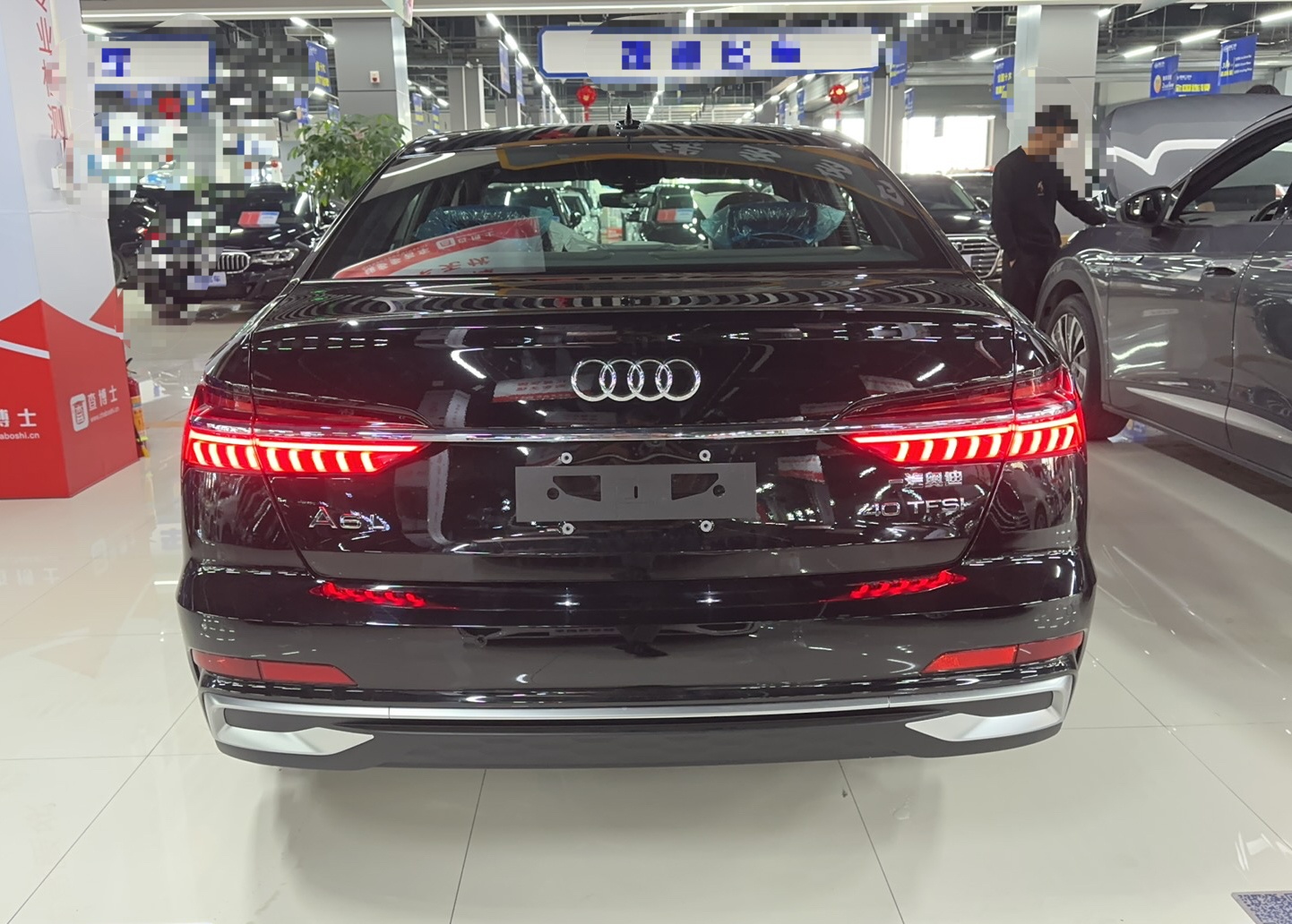 奥迪A6L 2023款 40 TFSI 豪华动感型