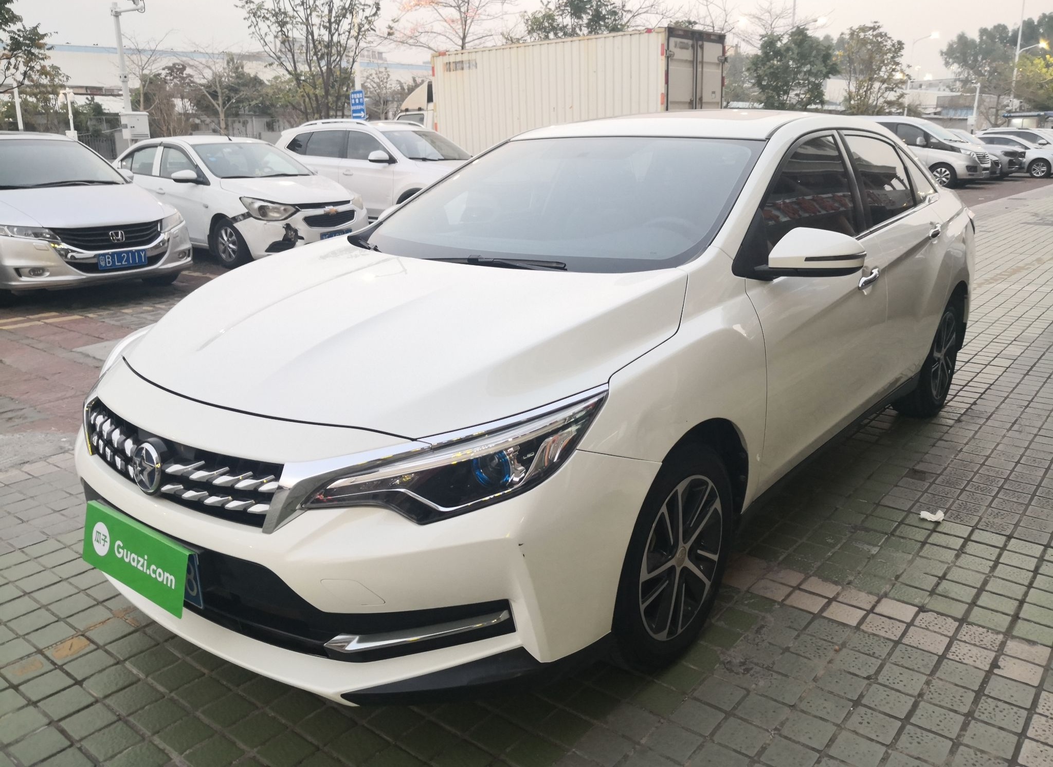 启辰D60 2019款 十万荣耀 1.6L XL CVT辰酷版 国VI