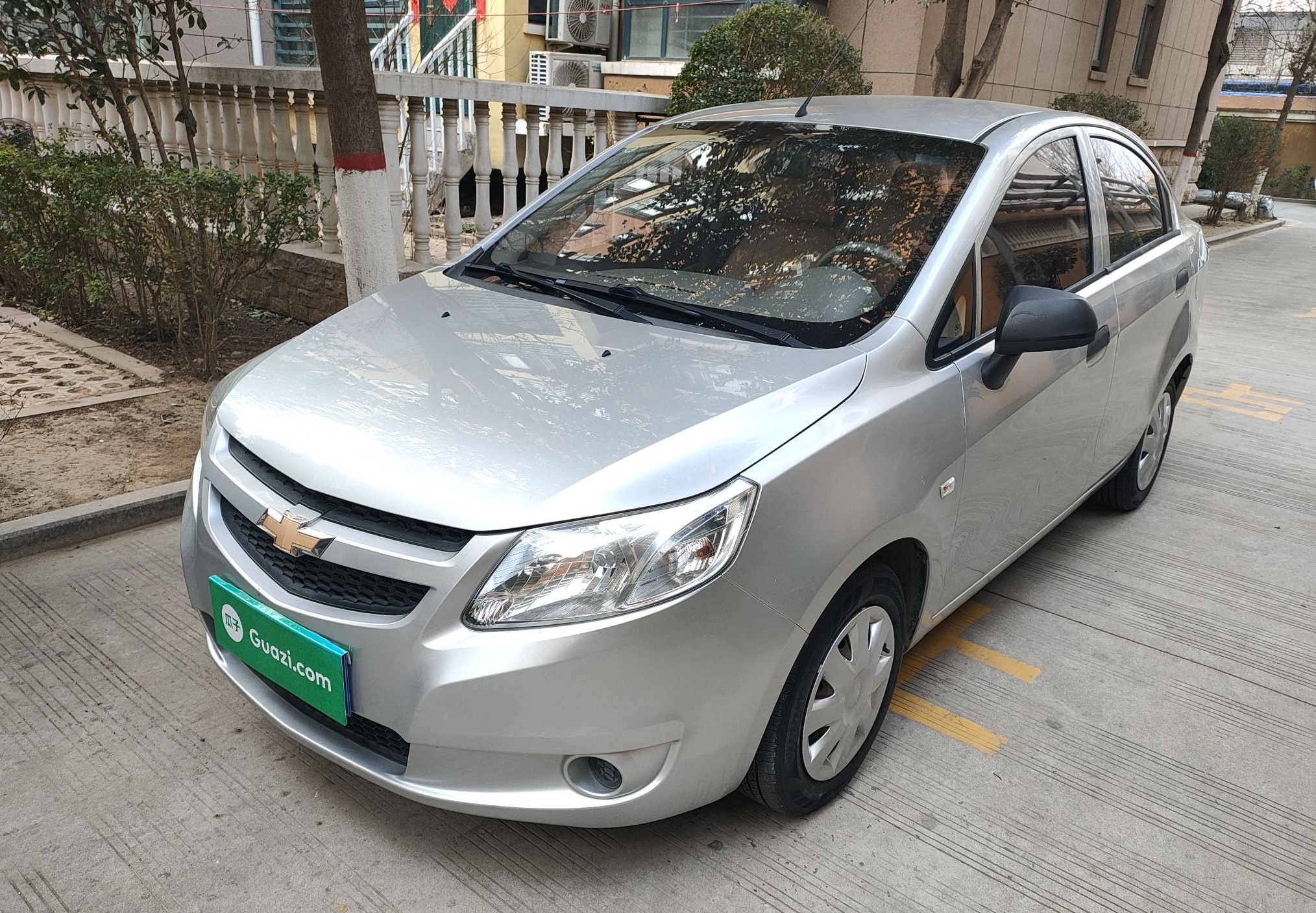 雪佛兰 赛欧 2010款 三厢 1.4L 手动理想版