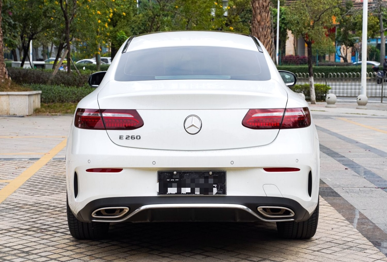 奔驰E级 2021款 E 260 轿跑车(进口)