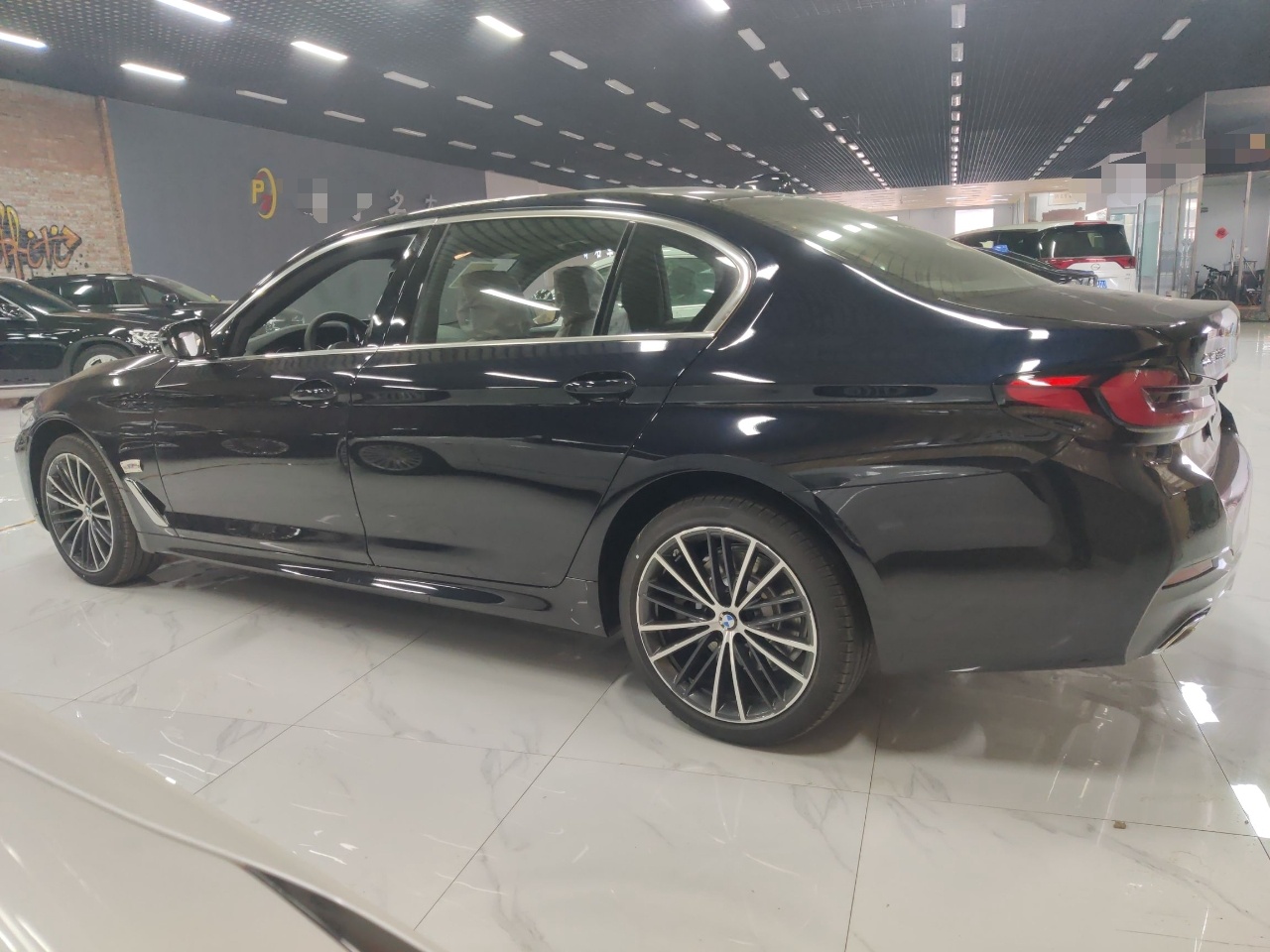 宝马5系 2023款 530Li 领先型 M运动套装