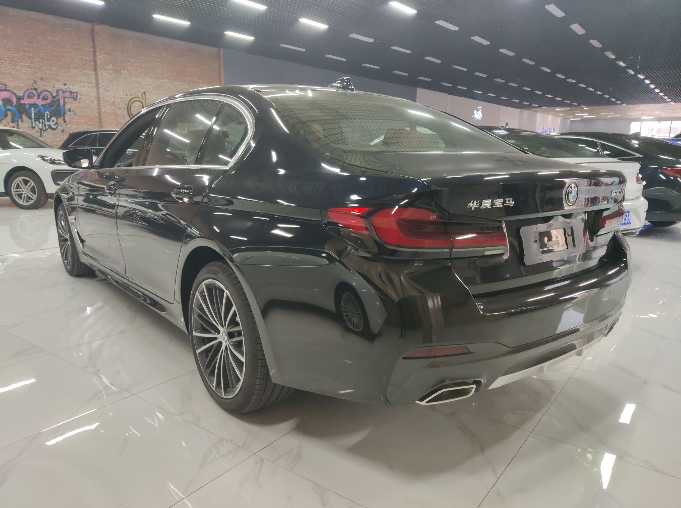 宝马5系 2023款 530Li 领先型 M运动套装