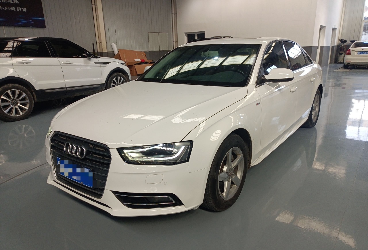 奥迪A4L 2015款 35 TFSI 自动标准型