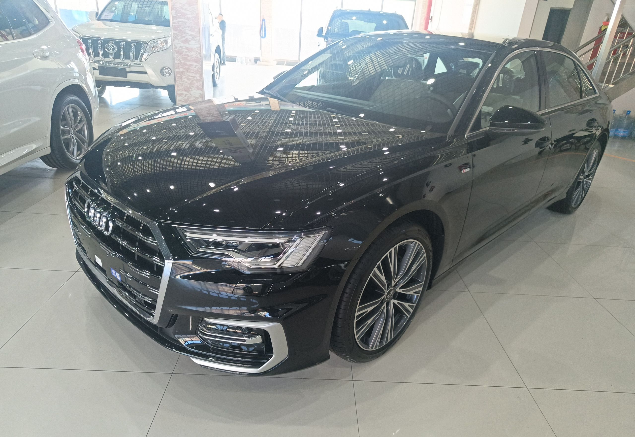 奥迪A6L 2023款 40 TFSI 豪华动感型