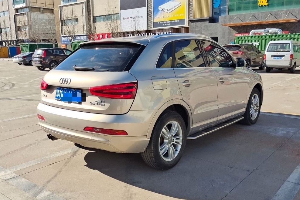 奥迪Q3 2015款 30 TFSI 舒适型