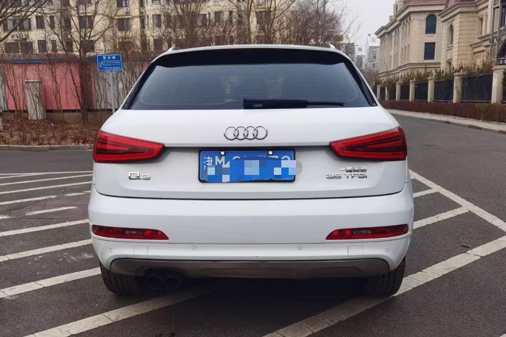 奥迪Q3 2013款 35 TFSI 舒适型