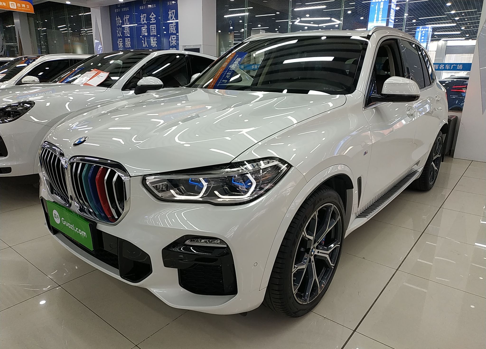 宝马X5 2019款 xDrive40i 尊享型 M运动套装(进口)