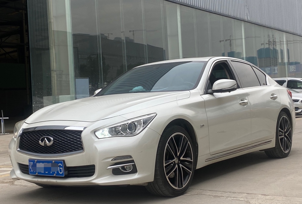 英菲尼迪Q50L 2016款 2.0T 舒适版